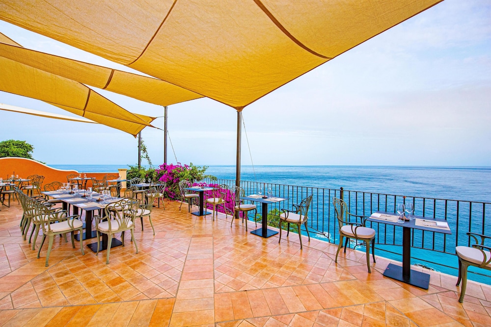 Baia Taormina - CDSHotels — Restaurant & bars in Forza d'Agrò, Sicily