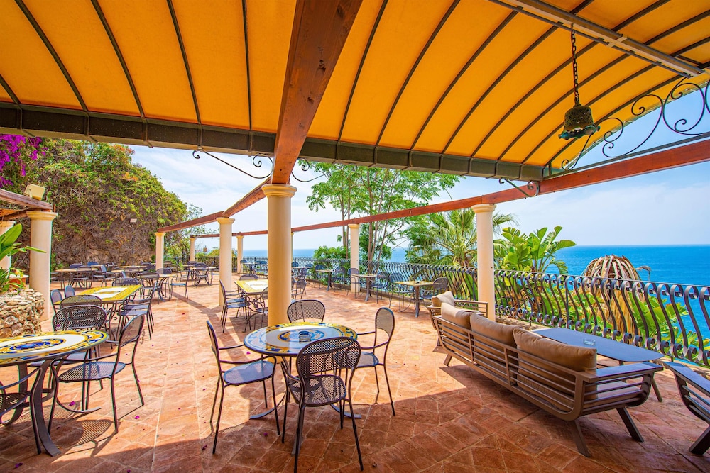 Baia Taormina - CDSHotels — Restaurant & bars in Forza d'Agrò, Sicily