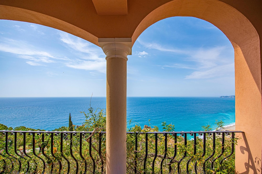 Baia Taormina - CDSHotels — Attractions in the area in Forza d'Agrò, Sicily