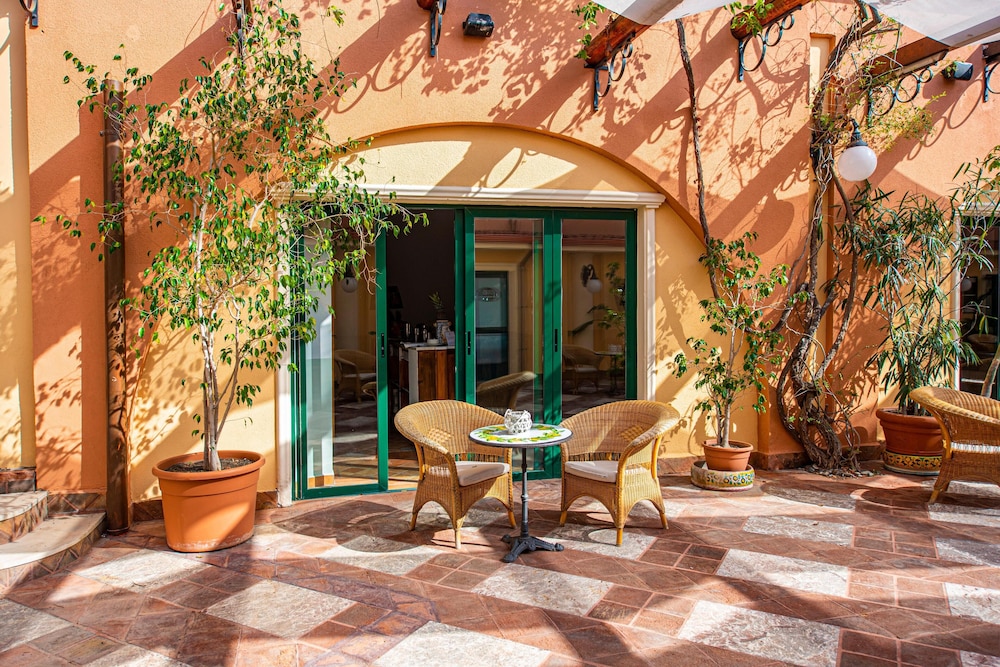 Baia Taormina - CDSHotels — Hotel building in Forza d'Agrò, Sicily