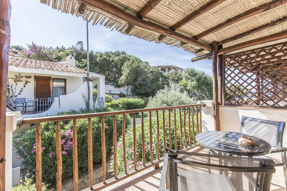 Club Hotel — Hotel building in Arzachena, Sardinia