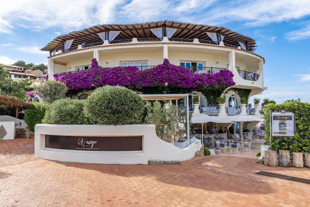 Club Hotel — Hotel building in Arzachena, Sardinia