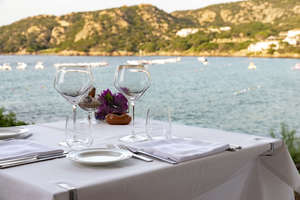 Club Hotel — Restaurant & bars in Arzachena, Sardinia