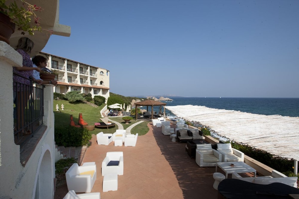 Club Hotel — Hotel building in Arzachena, Sardinia