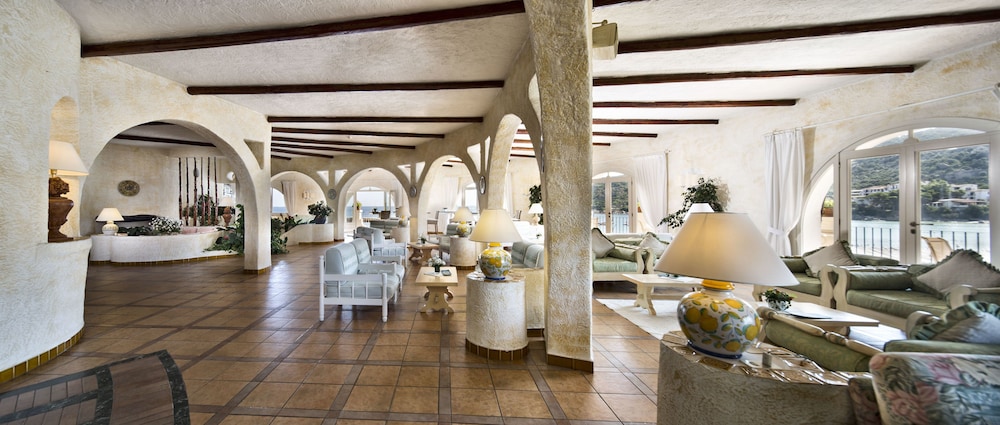 Club Hotel — Restaurant & bars in Arzachena, Sardinia