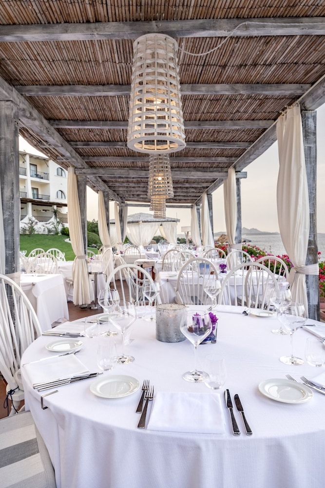 Club Hotel — Restaurant & bars in Arzachena, Sardinia