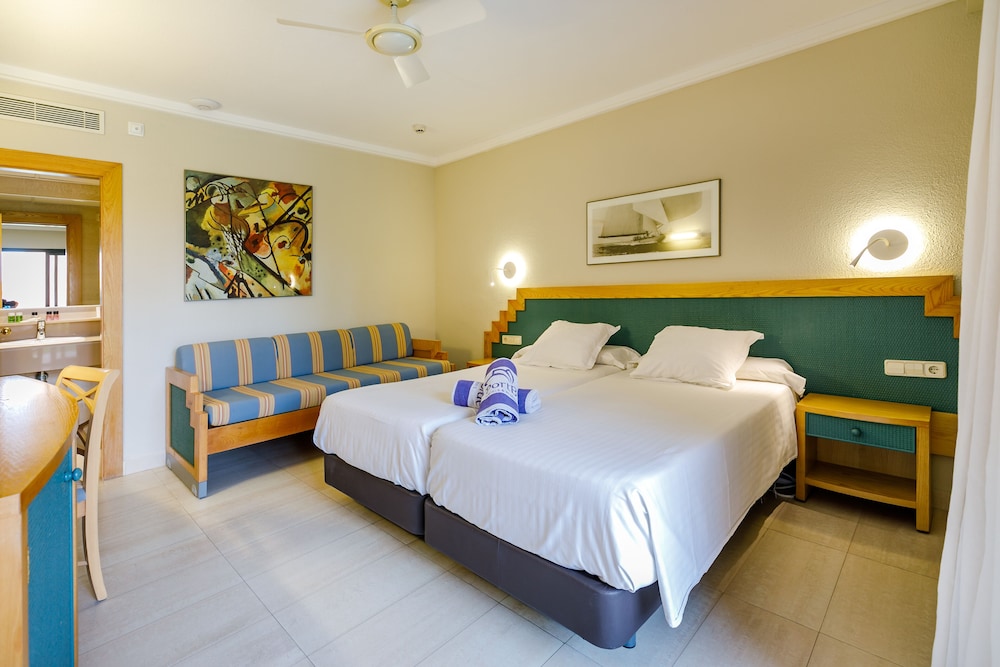 PortBlue Club Pollentia Resort — Hotel rooms in Alcudia, Balearic Islands