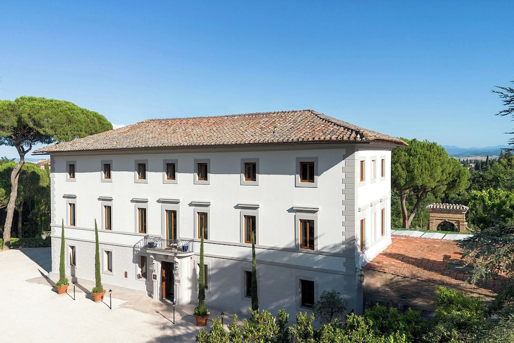 Villa Ermellina Siena, a Tribute Portfolio Hotel — Hotel building in Siena, Tuscany