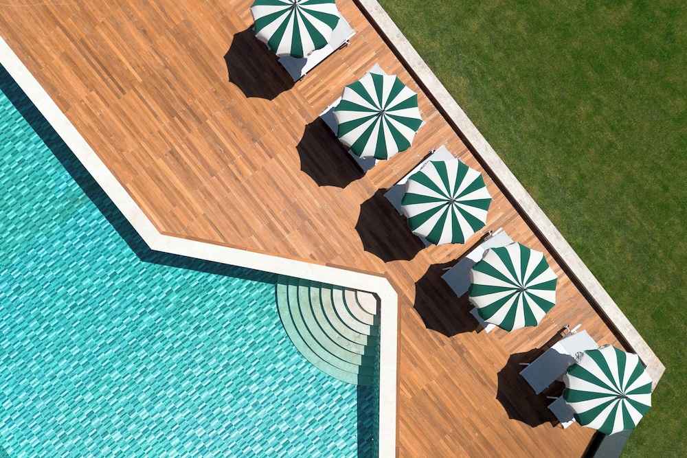 Villa Ermellina Siena, a Tribute Portfolio Hotel — Swimming pool in Siena, Tuscany