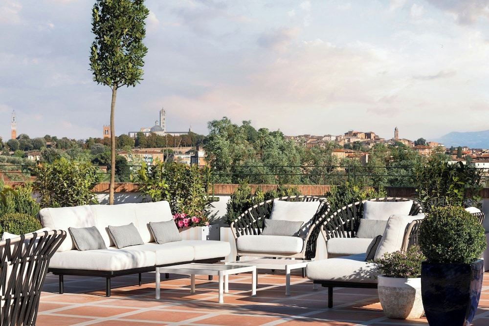 Villa Ermellina Siena, a Tribute Portfolio Hotel — Hotel building in Siena, Tuscany