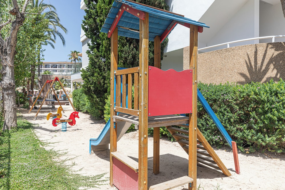 Hotel JS Sol de Alcudia — Attractions for children in Alcudia, Balearic Islands
