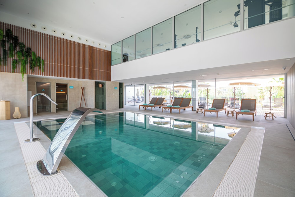 Hotel JS Sol de Alcudia — Swimming pool in Alcudia, Balearic Islands