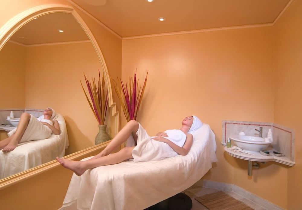 Grand Hotel Baia Verde — Spa in Aci Castello, Sicily