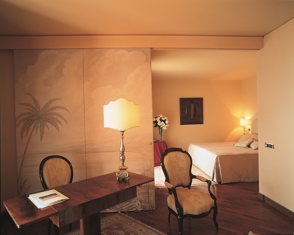 Grand Hotel Baia Verde — Hotel rooms in Aci Castello, Sicily