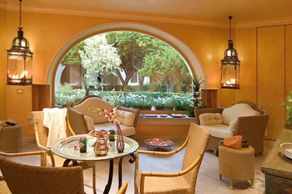 Grand Hotel Baia Verde — Restaurant & bars in Aci Castello, Sicily