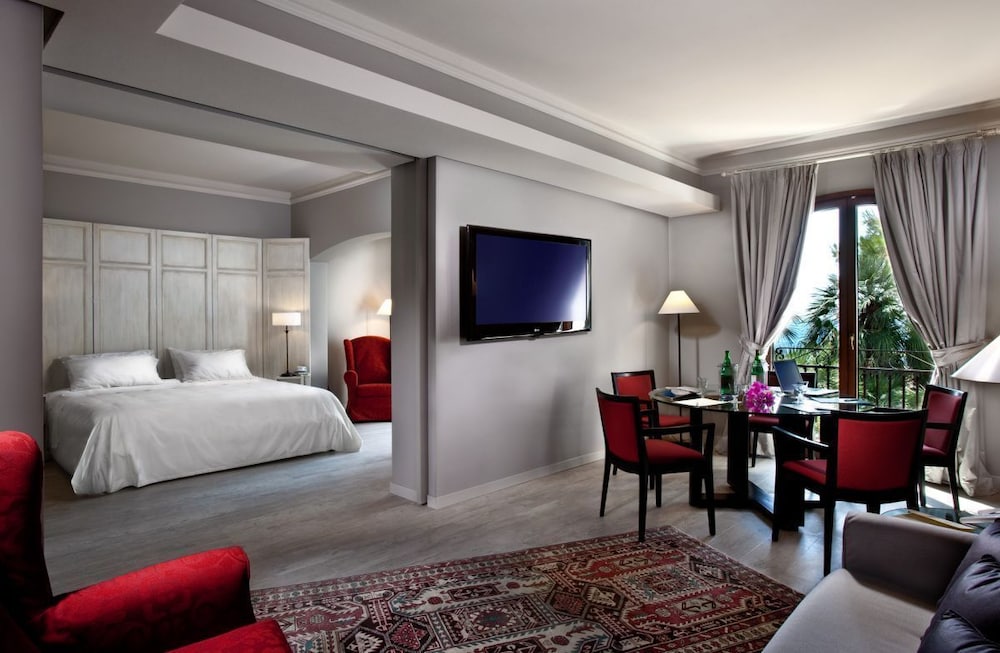 Grand Hotel Baia Verde — Hotel rooms in Aci Castello, Sicily