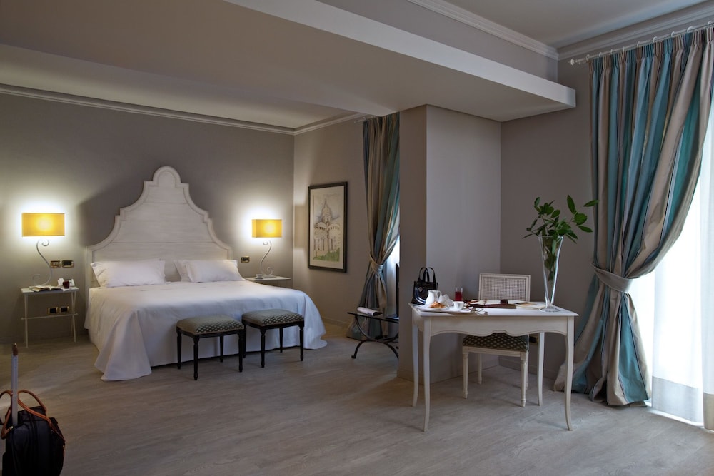Grand Hotel Baia Verde — Hotel rooms in Aci Castello, Sicily