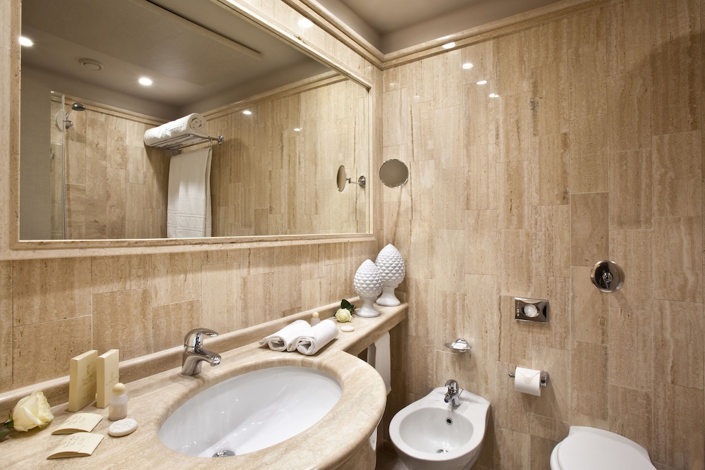 Grand Hotel Baia Verde — Hotel rooms in Aci Castello, Sicily