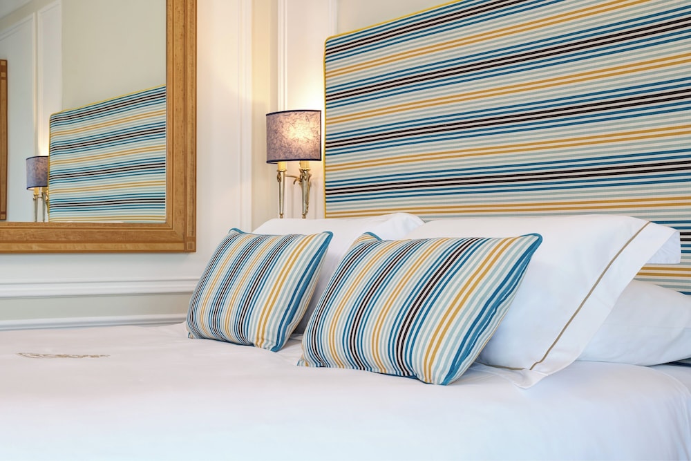 Grand Hotel Capodimonte — Hotel rooms in Sorrento, Campania