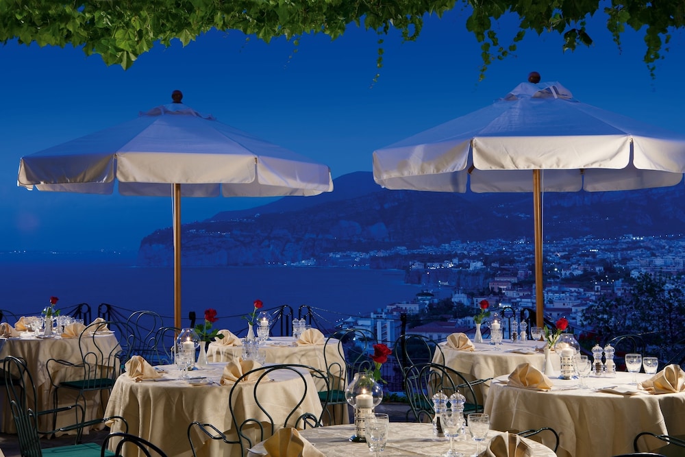 Grand Hotel Capodimonte — Restaurant & bars in Sorrento, Campania