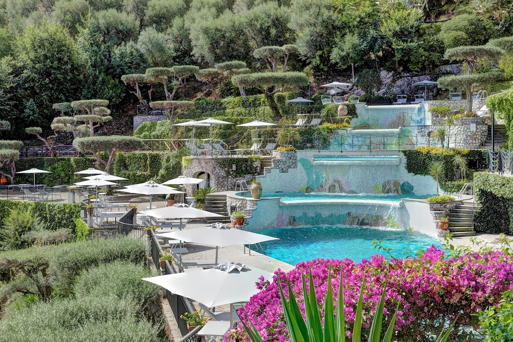 Grand Hotel Capodimonte — Swimming pool in Sorrento, Campania