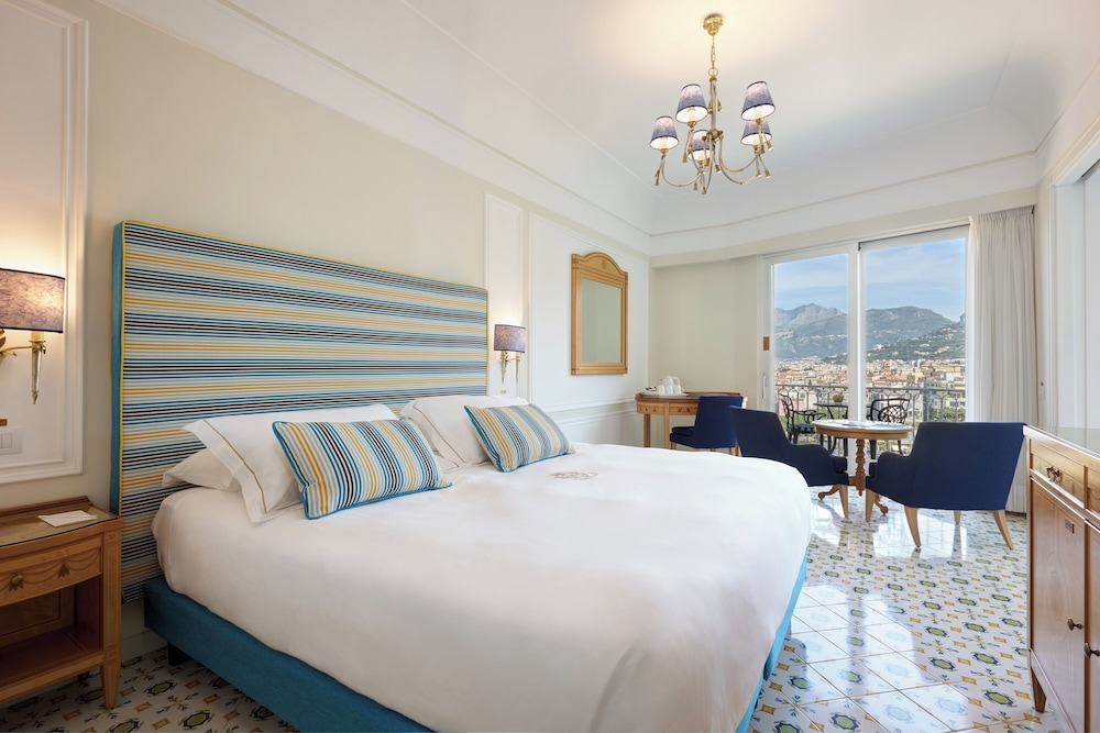 Grand Hotel Capodimonte — Hotel rooms in Sorrento, Campania