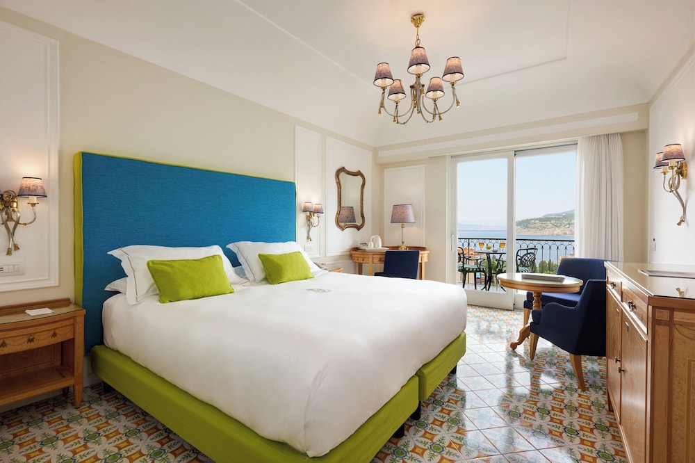 Grand Hotel Capodimonte — Hotel rooms in Sorrento, Campania