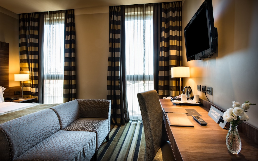 Uptown Palace — Hotel rooms in Milan, Lombardy