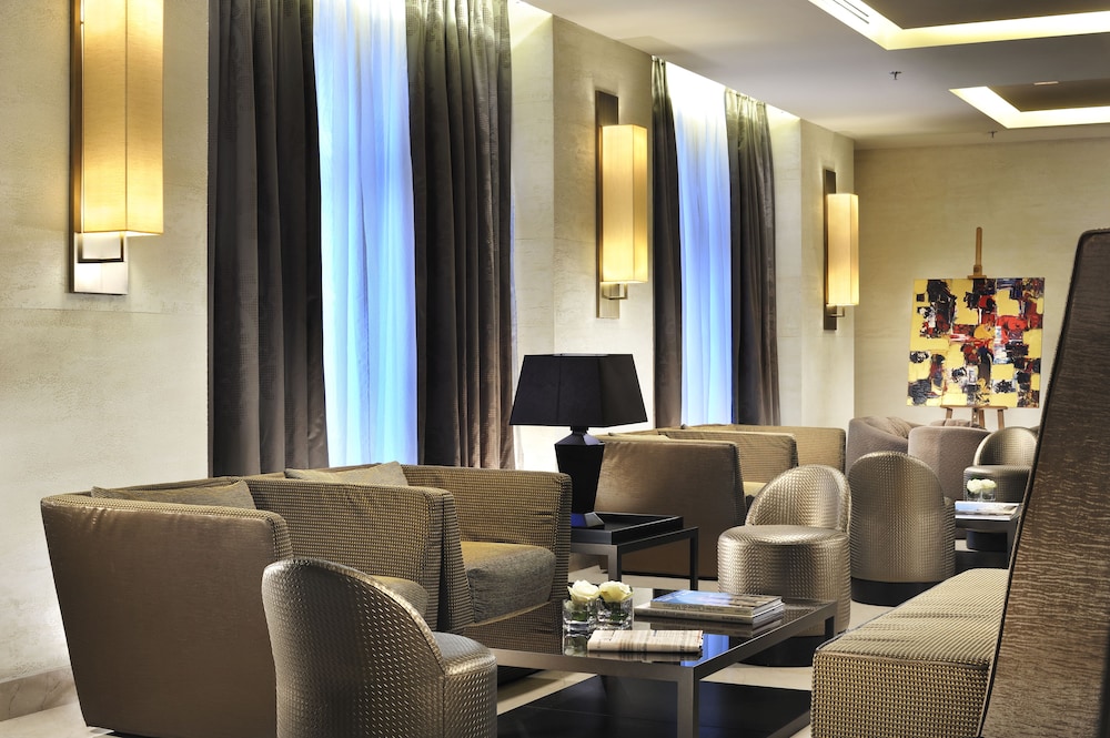 Uptown Palace — Restaurant & bars in Milan, Lombardy