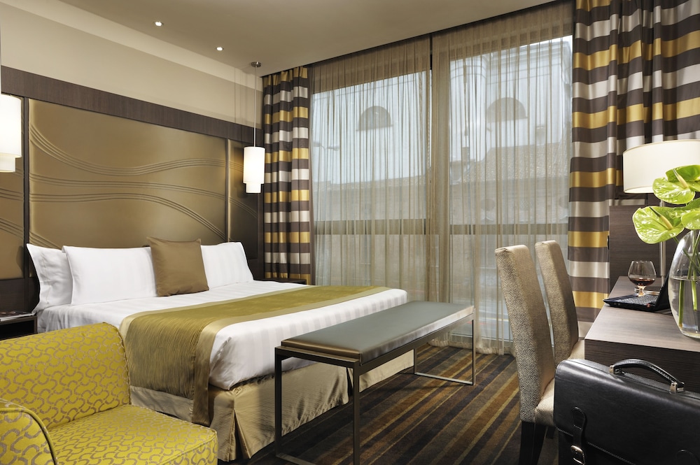 Uptown Palace — Hotel rooms in Milan, Lombardy
