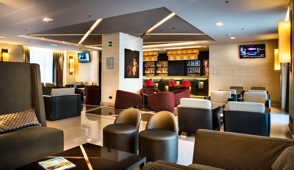 Uptown Palace — Restaurant & bars in Milan, Lombardy