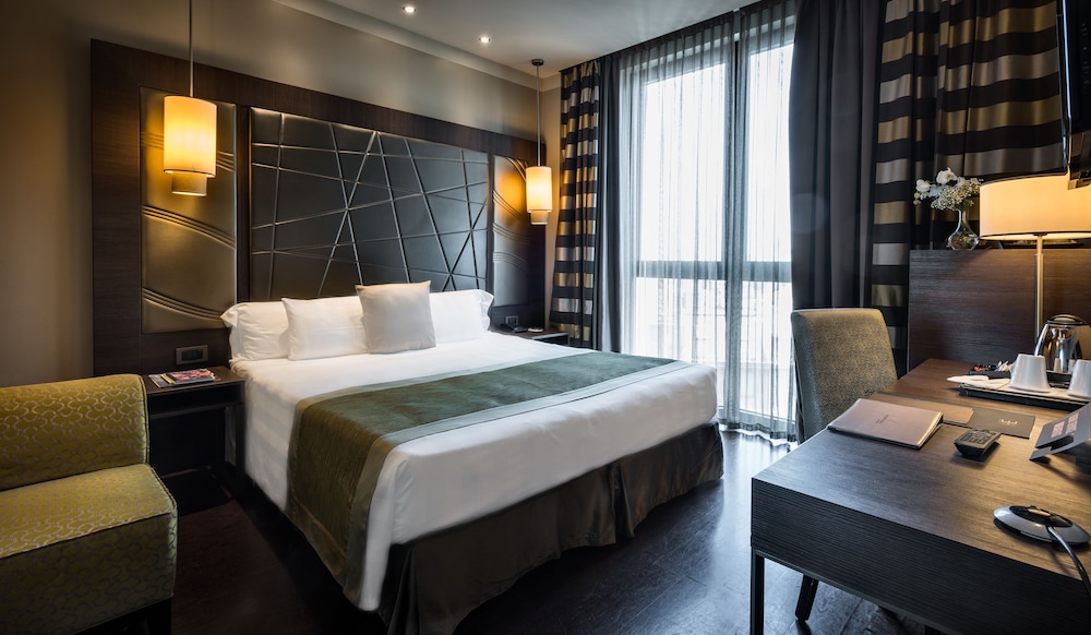 Uptown Palace — Hotel rooms in Milan, Lombardy