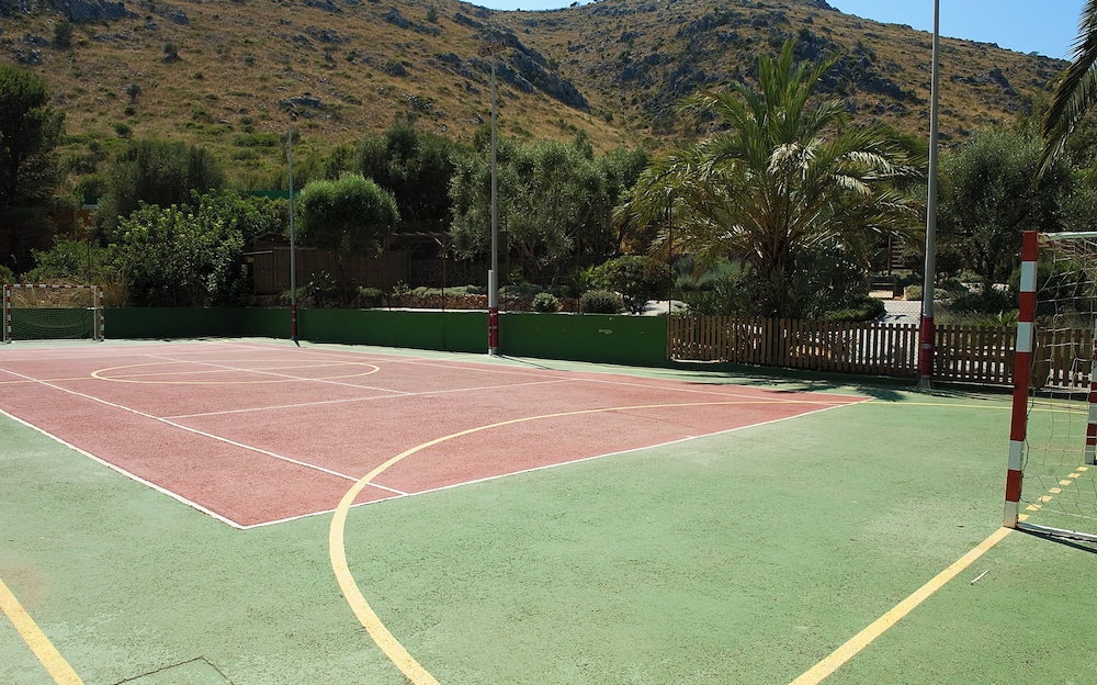 Apartamentos Siesta I — Sports & recreation in Alcudia, Balearic Islands