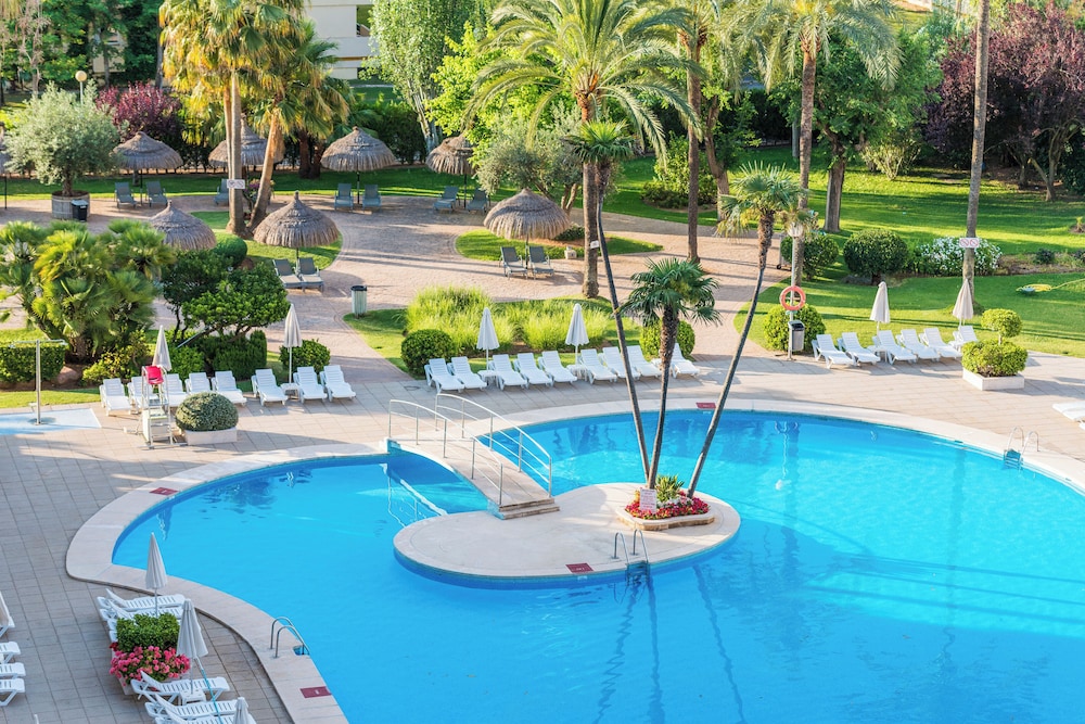 Apartamentos Siesta I — Swimming pool in Alcudia, Balearic Islands