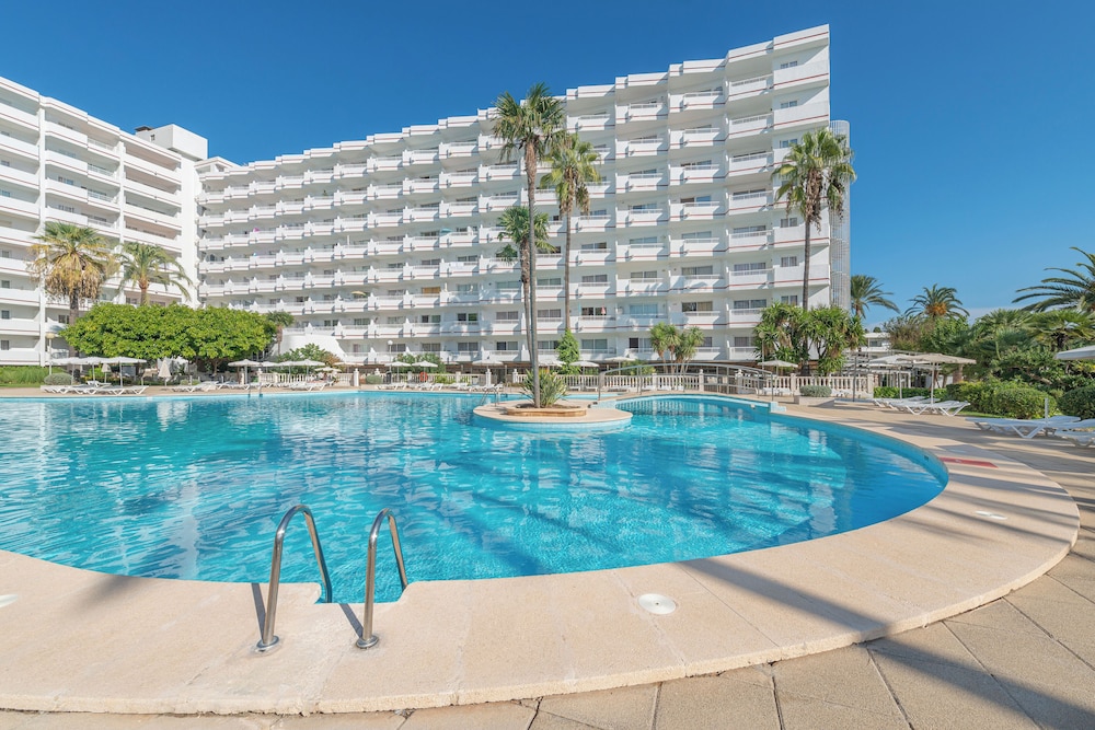Apartamentos Siesta I — Swimming pool in Alcudia, Balearic Islands