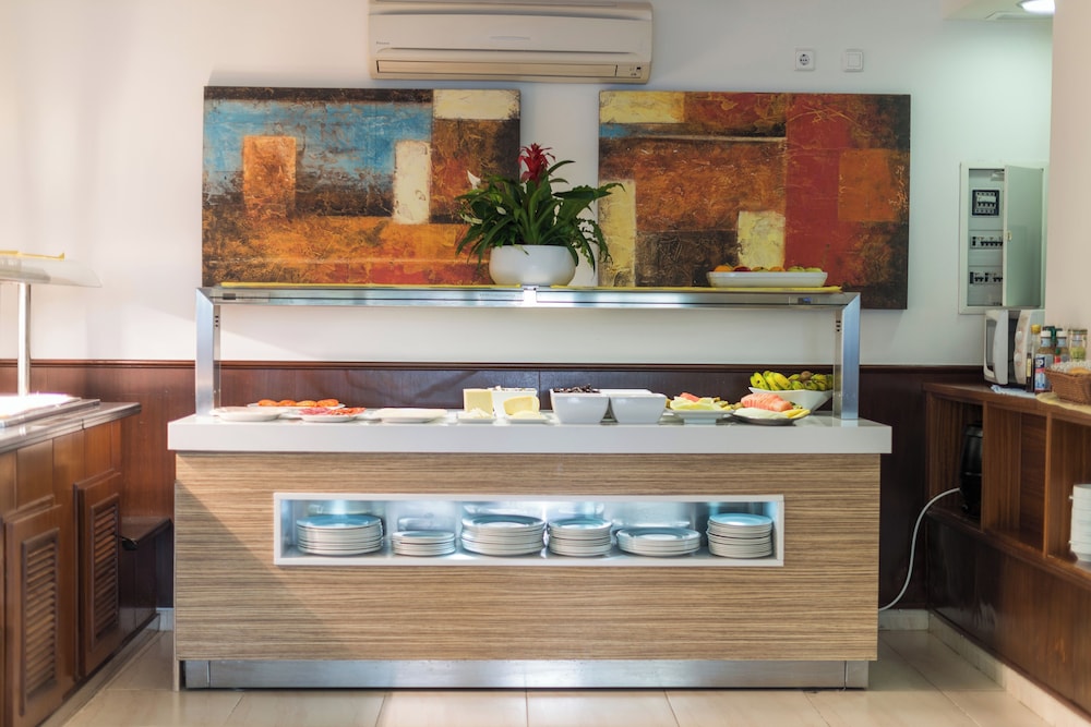 Apartamentos Siesta I — Restaurant & bars in Alcudia, Balearic Islands