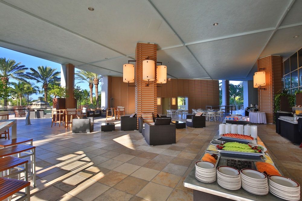 Signia Hilton Naples Grande Beach Resort — Restaurant & bars in Bonita Springs, Florida