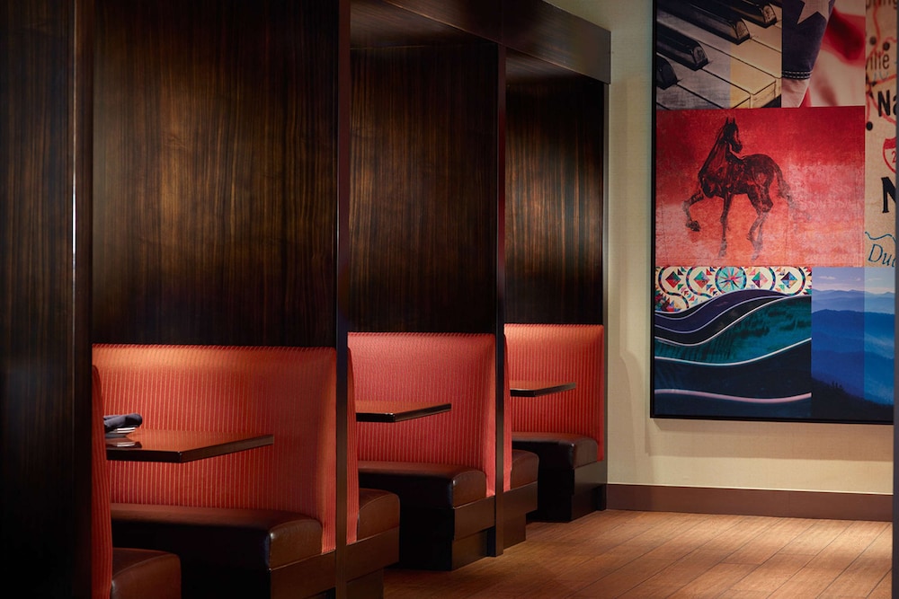 Sonesta Nashville Airport — Restaurant & bars in Nashville, Tennessee