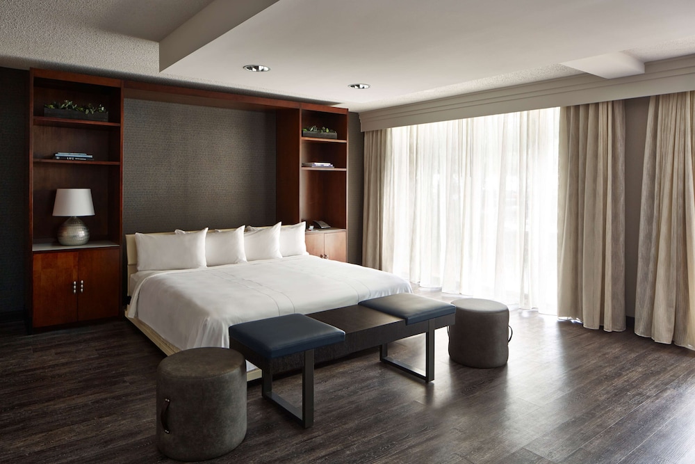 Sonesta Nashville Airport — Hotel rooms in Nashville, Tennessee