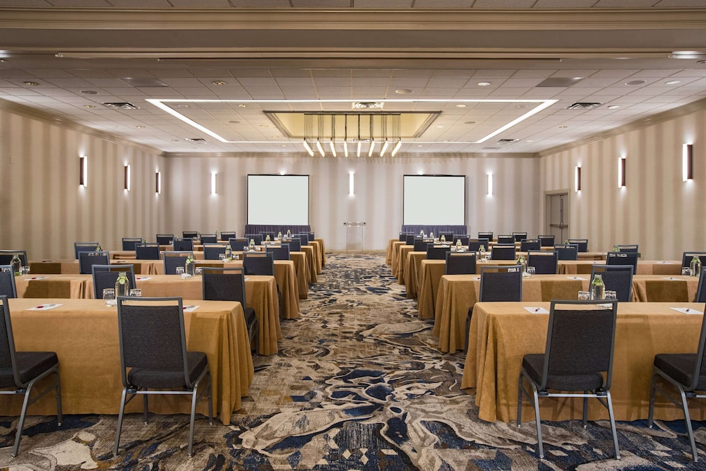 Sonesta Nashville Airport — Hotel building in Nashville, Tennessee