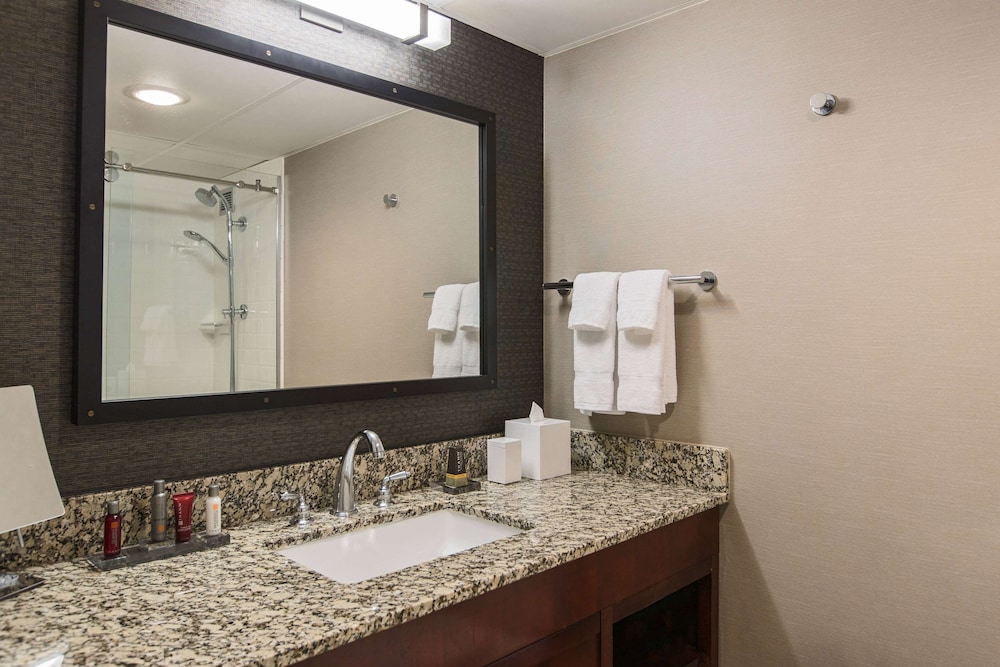 Sonesta Nashville Airport — Hotel rooms in Nashville, Tennessee