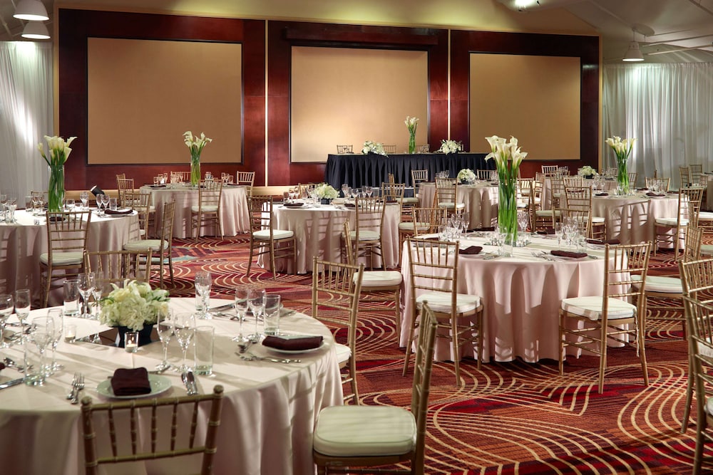 Sonesta Nashville Airport — Hotel building in Nashville, Tennessee