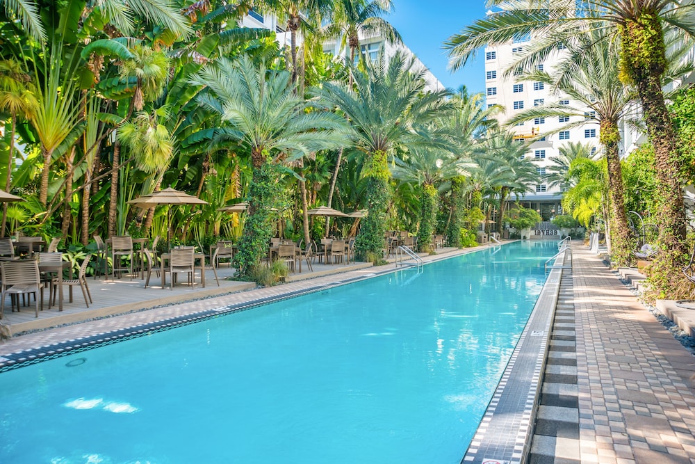 The National Hotel Miami Beach - An Adults Only Resort — Swimming pool in Miami, Florida