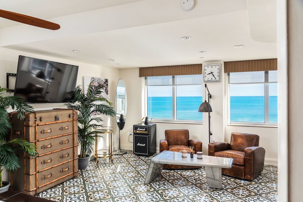 The National Hotel Miami Beach - An Adults Only Resort — Hotel rooms in Miami, Florida