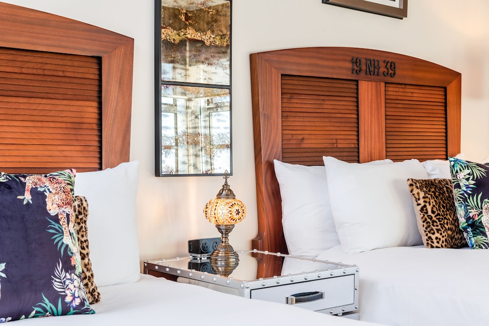 The National Hotel Miami Beach - An Adults Only Resort — Hotel rooms in Miami, Florida