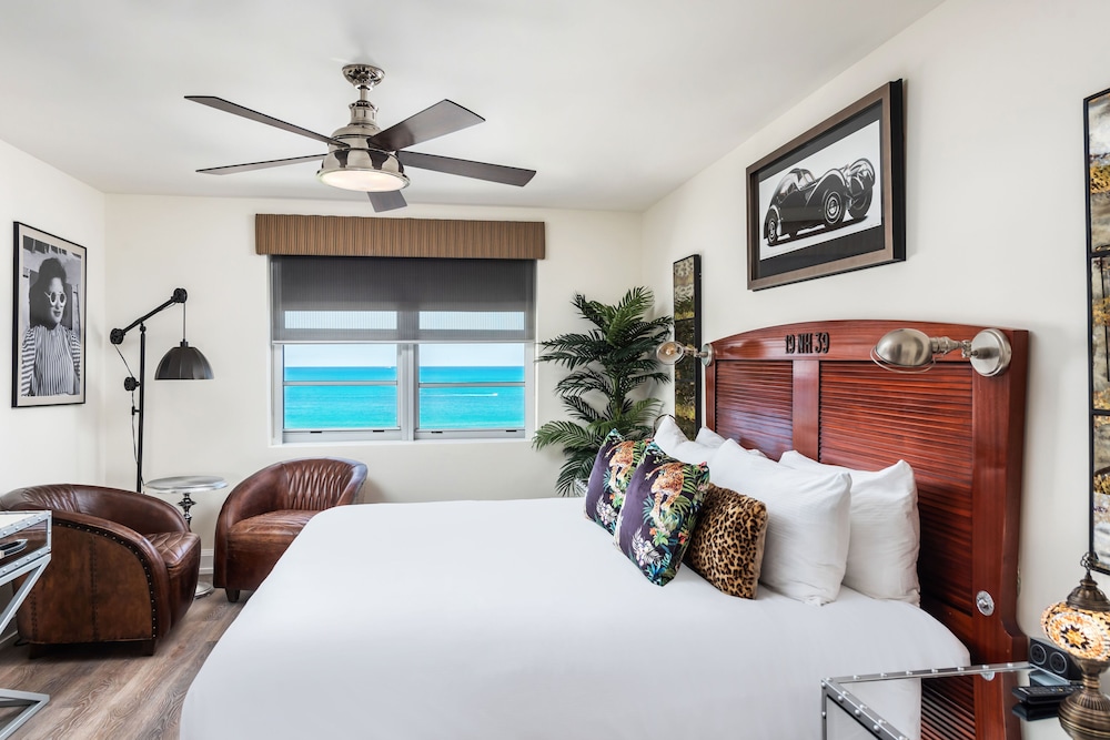 The National Hotel Miami Beach - An Adults Only Resort — Hotel rooms in Miami, Florida
