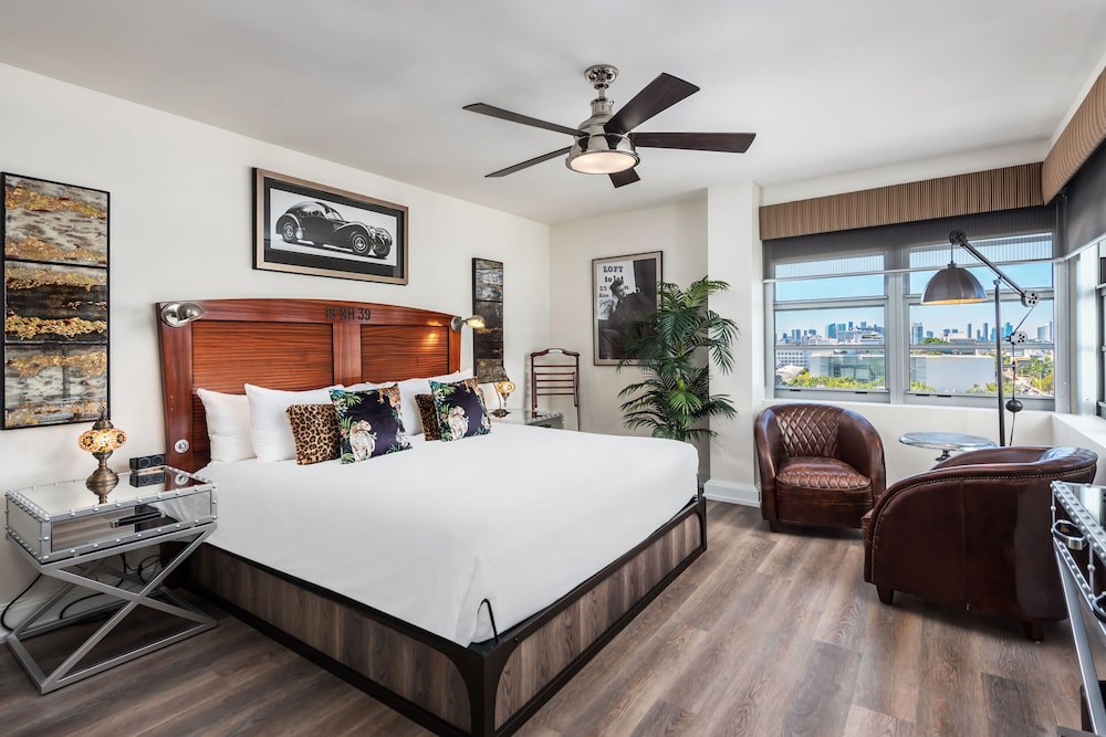 The National Hotel Miami Beach - An Adults Only Resort — Hotel rooms in Miami, Florida