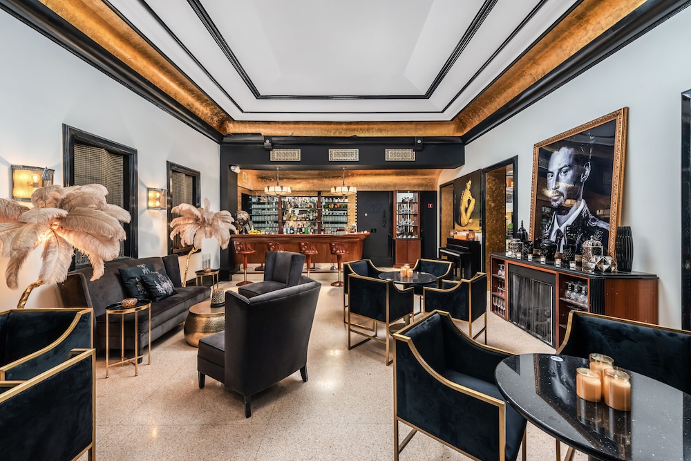The National Hotel Miami Beach - An Adults Only Resort — Restaurant & bars in Miami, Florida