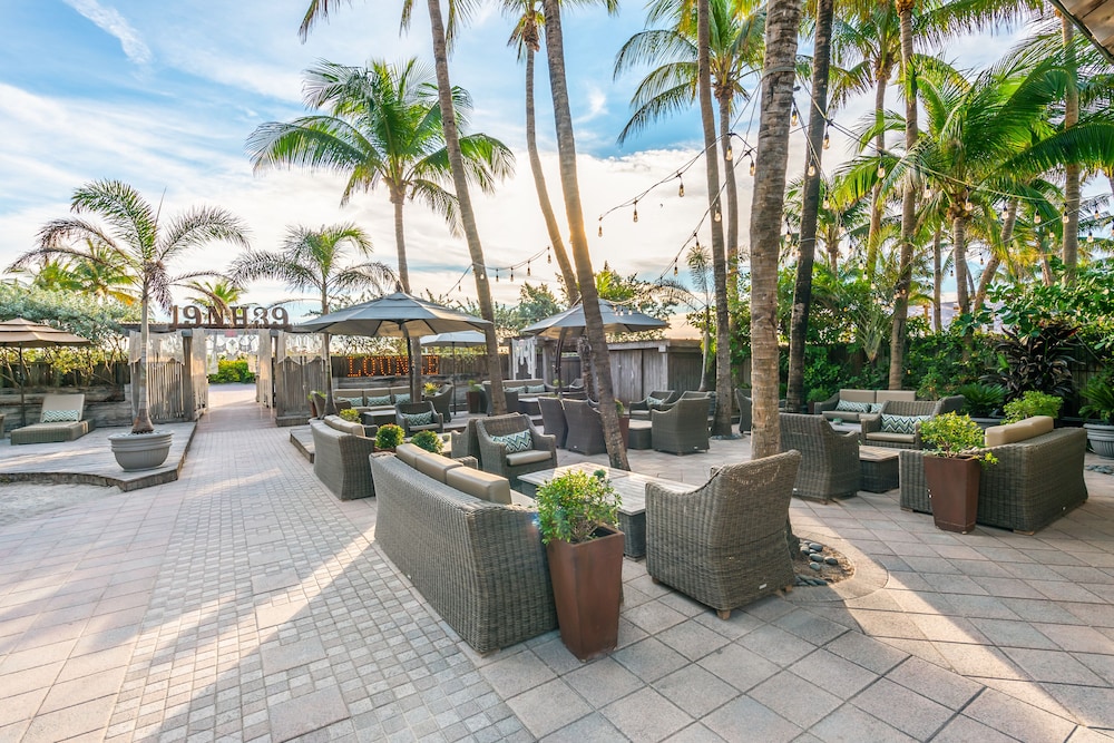 The National Hotel Miami Beach - An Adults Only Resort — Restaurant & bars in Miami, Florida