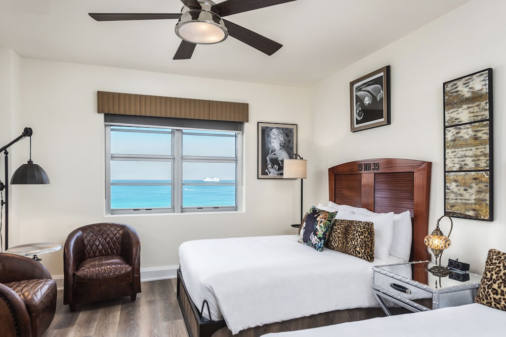 The National Hotel Miami Beach - An Adults Only Resort — Hotel rooms in Miami, Florida